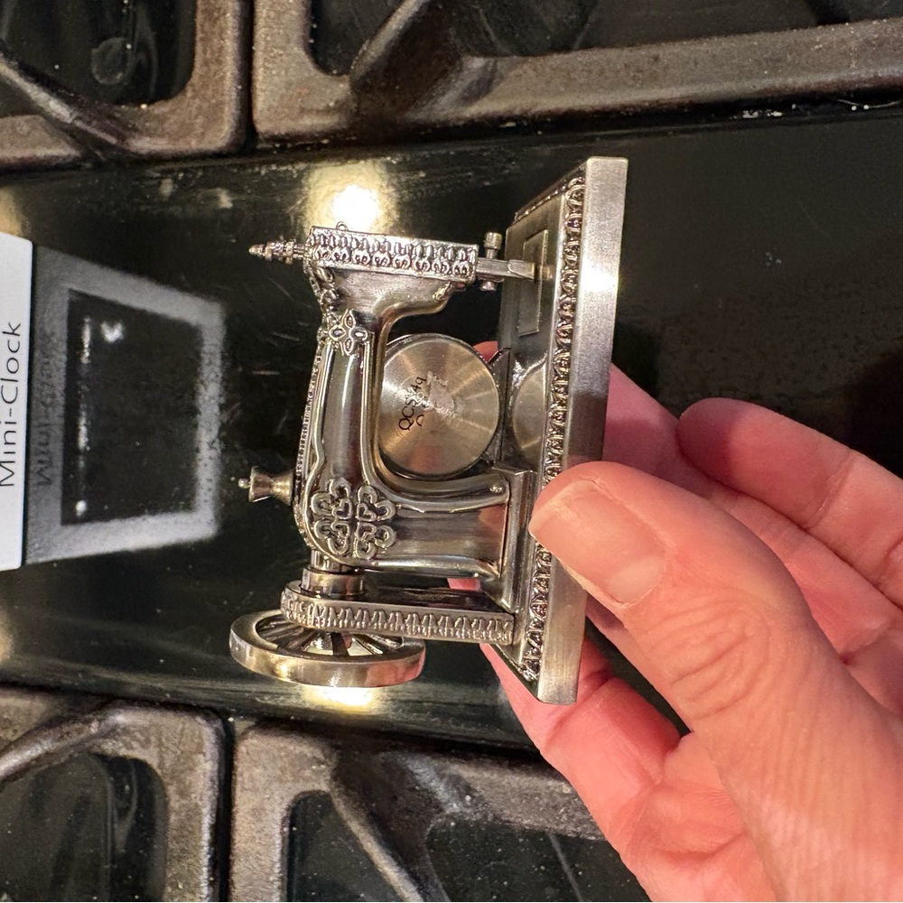 Timex Silver Miniature Sewing Machine Clock - Picture 3 of 9